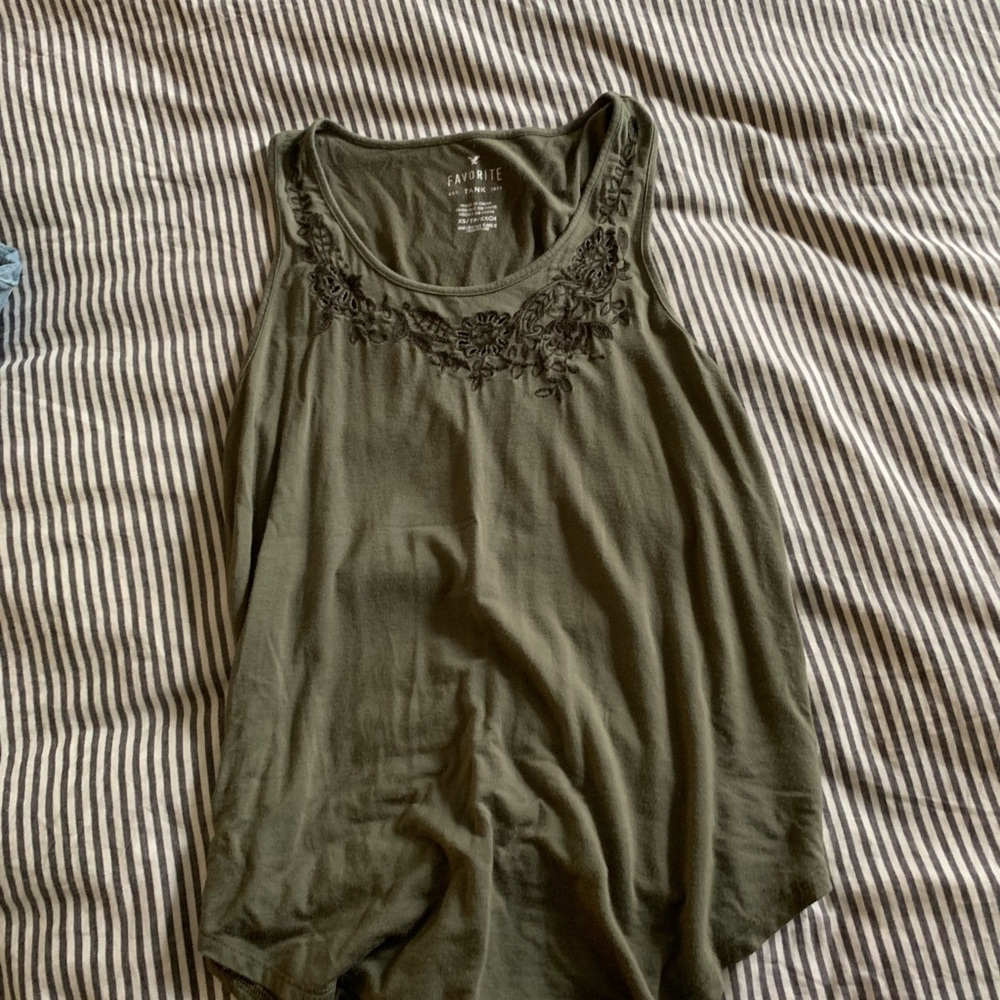 American eagle Olive green embroidered tank!!